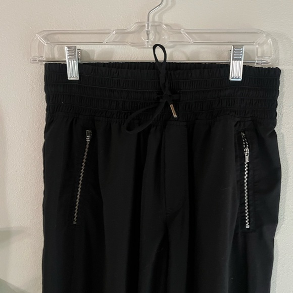 Athleta black joggers size 2 - Picture 4 of 5